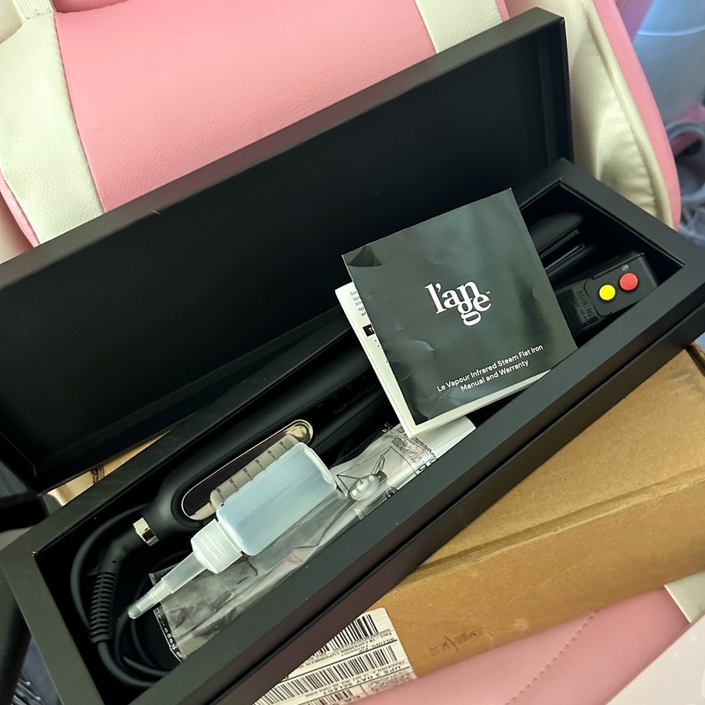 L’’ange Infrared Steam Flat Iron BNWOT